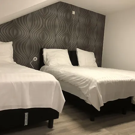 Готель Mimosa 3*