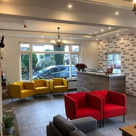 Mimosa Hotel