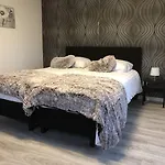 Mimosa 3*