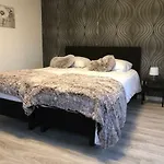 Mimosa 3*